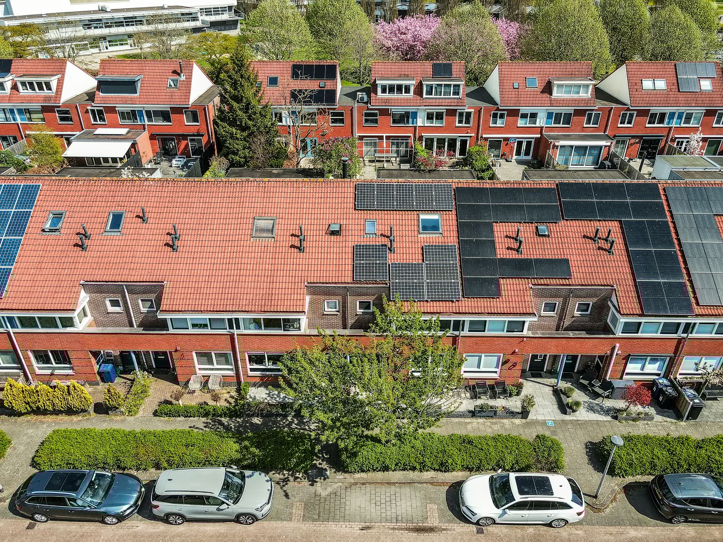 Foto 44 van Adrienne Solserstraat 35