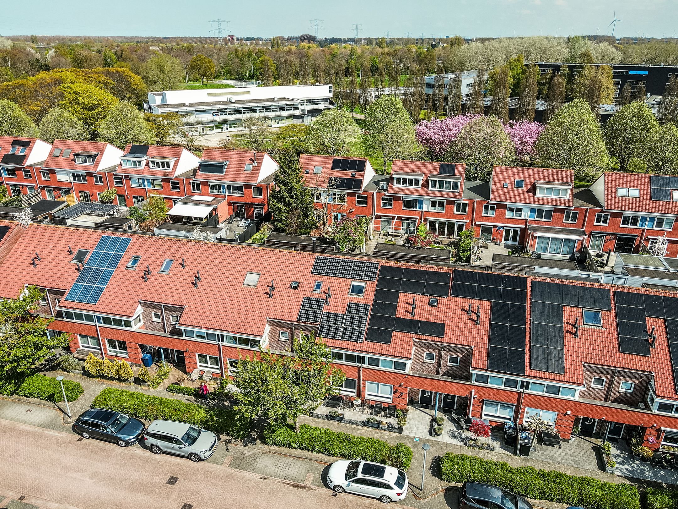 Foto 48 van Adrienne Solserstraat 35