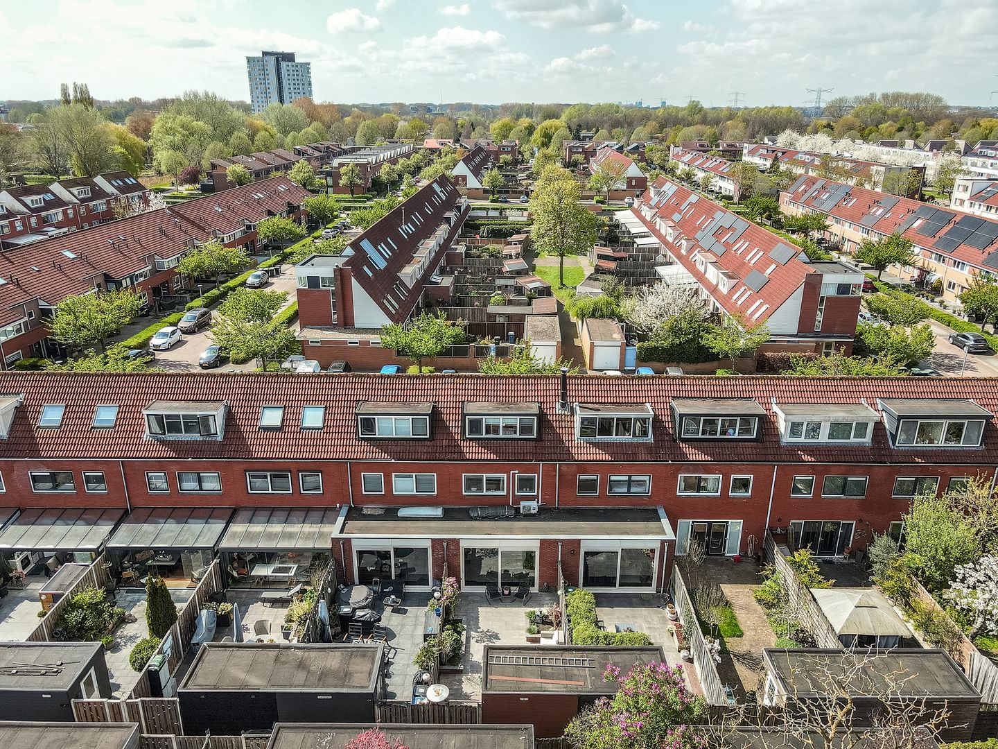 Foto 49 van Adrienne Solserstraat 35