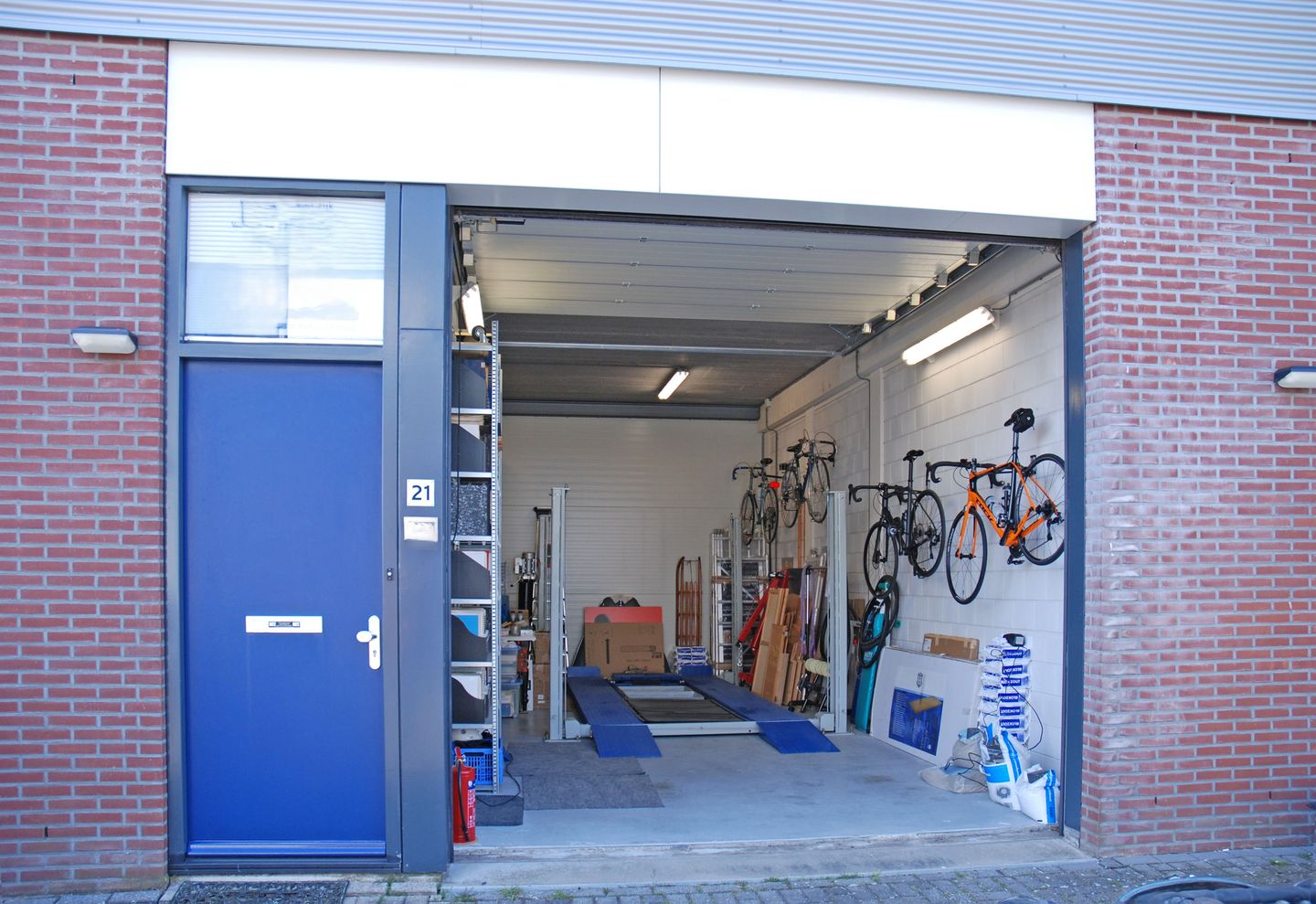 Bekijk foto 2 van Dubbelweg 21