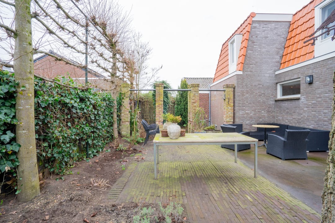 Photo 82 of Schoolstraat 24