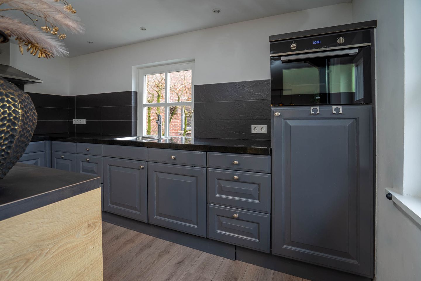 Photo 65 of Schoolstraat 24