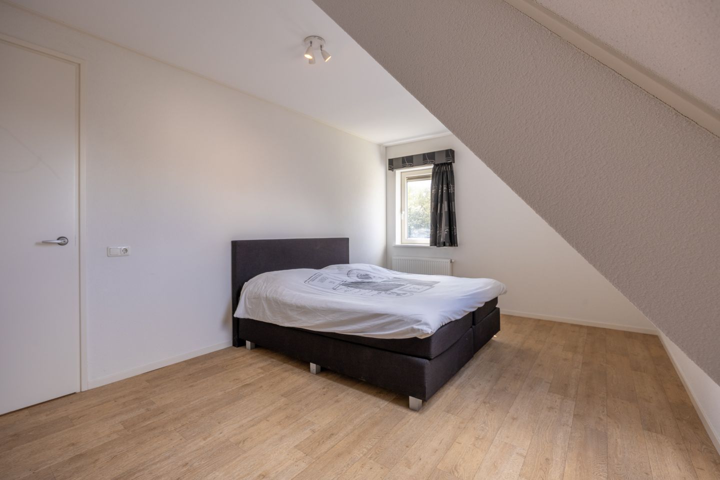 Foto 29 van Sint Nikolaasstraat 5