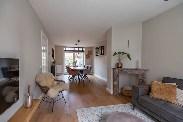 Foto 2 van Helper Kerkstraat 38