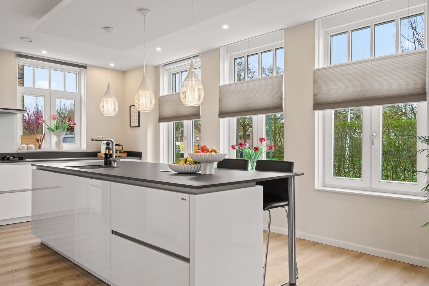 Foto 14 van Emmikkerboslaan 78