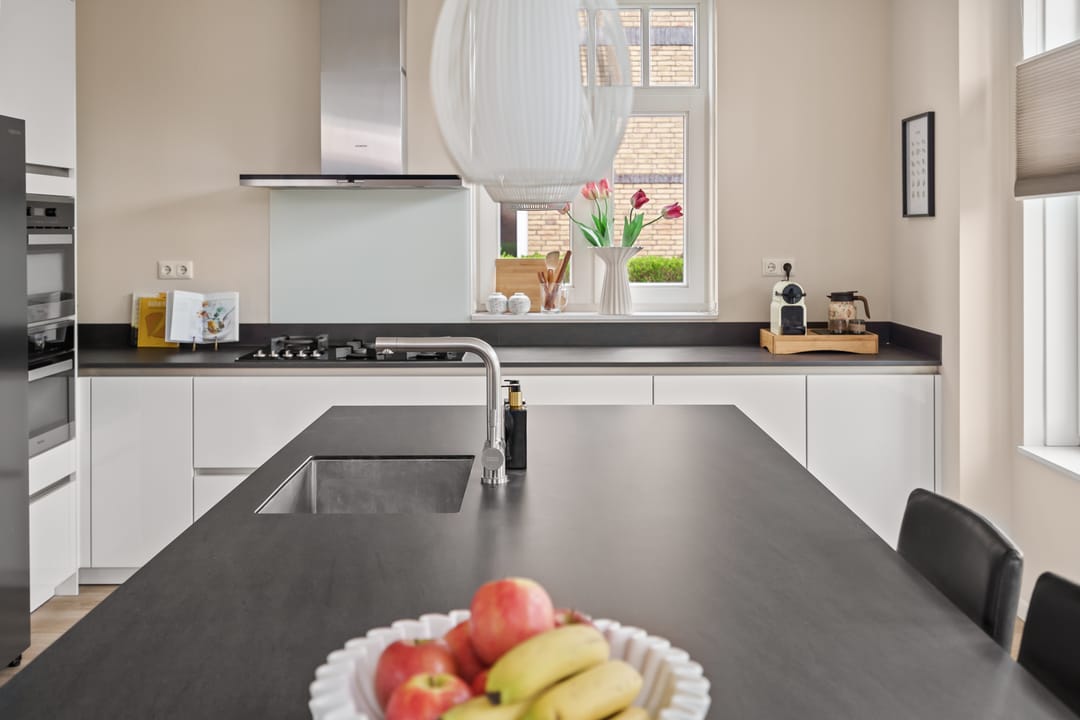 Foto 16 van Emmikkerboslaan 78