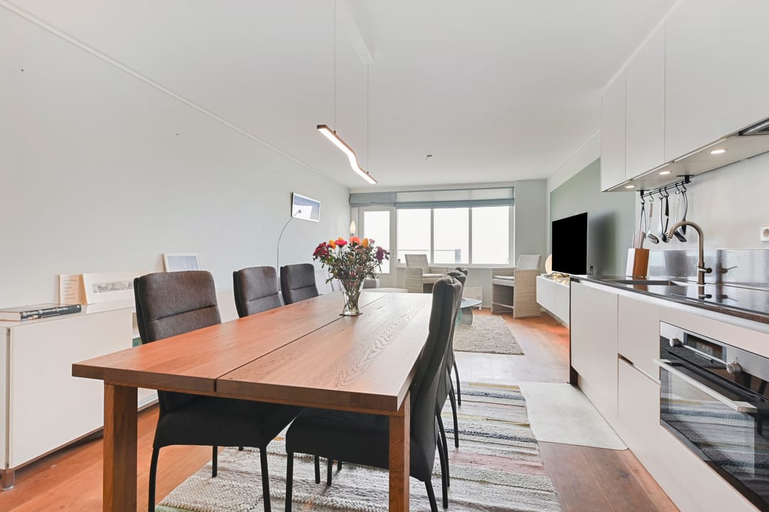 Foto 2 van Zeekant 104-E