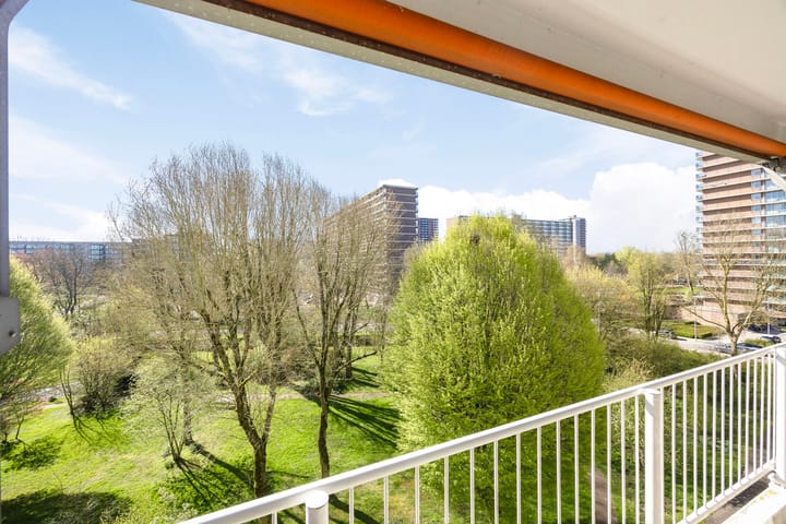 Foto 4 van Curieplaats 121