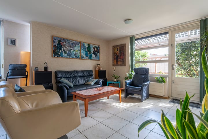 Photo 4 of Aardbeivlinderstraat 10