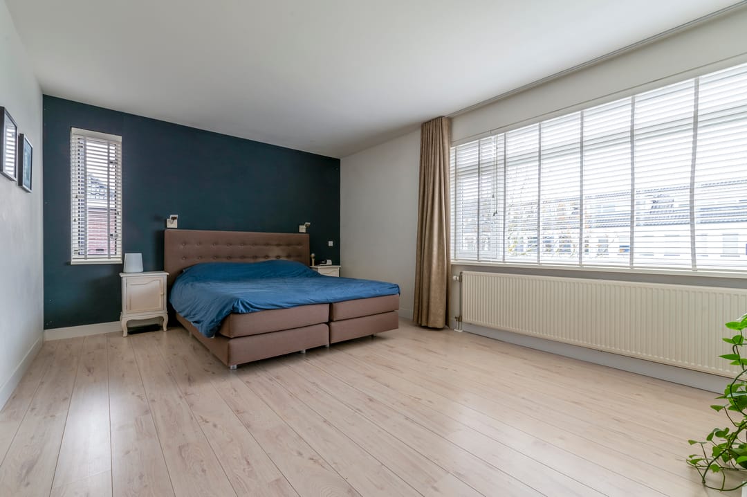 Foto 28 van Velpstraat 12