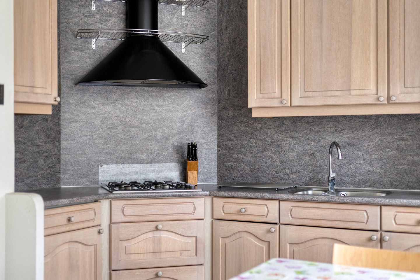 Foto 10 van Loenastraat 14