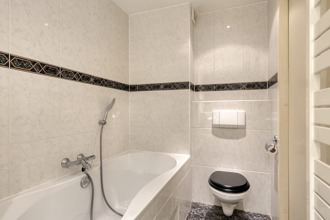 Foto 16 van Loenastraat 14