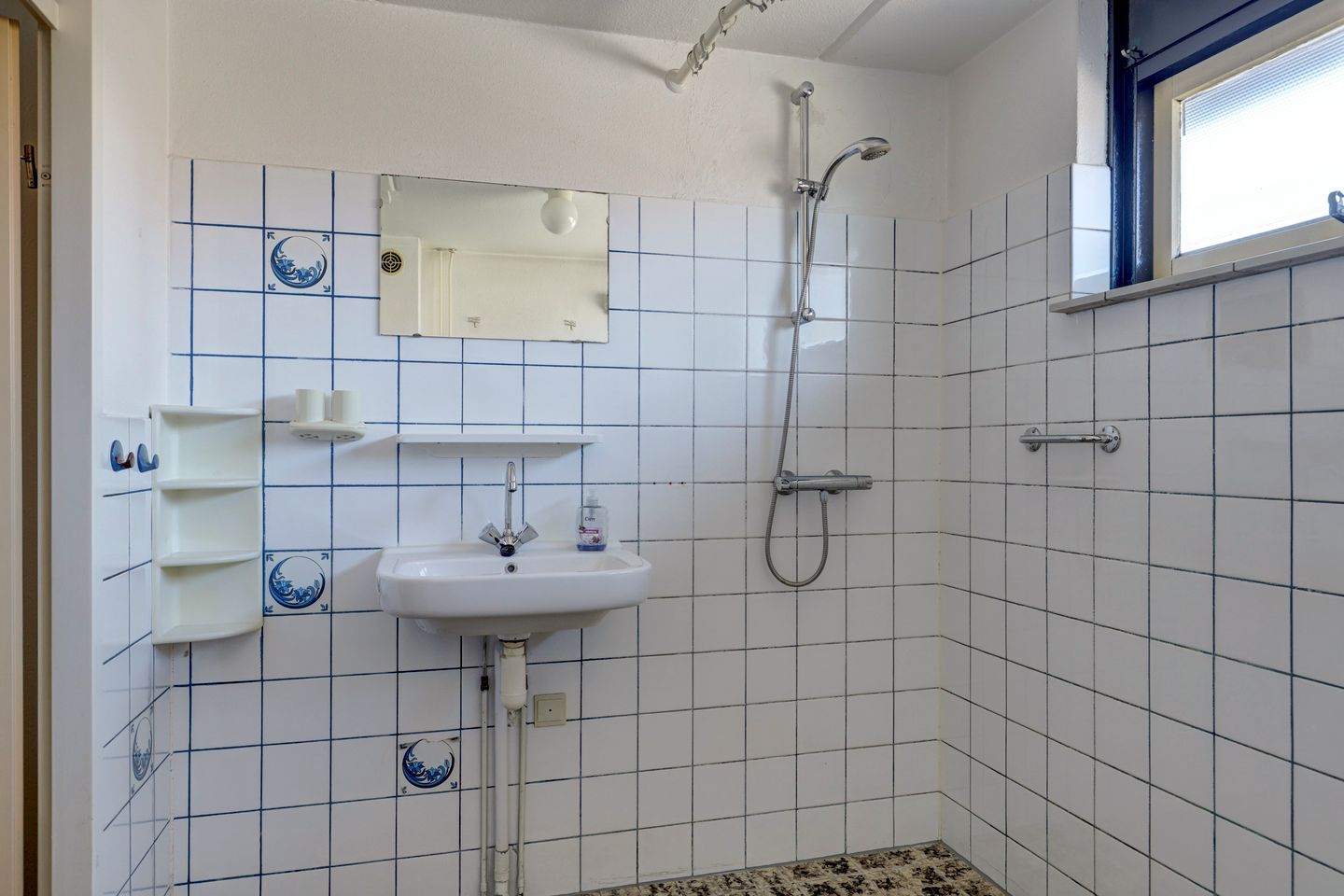 Spacious terraced house with 5 bedrooms and south-facing garden in Andijk Zuid — 14