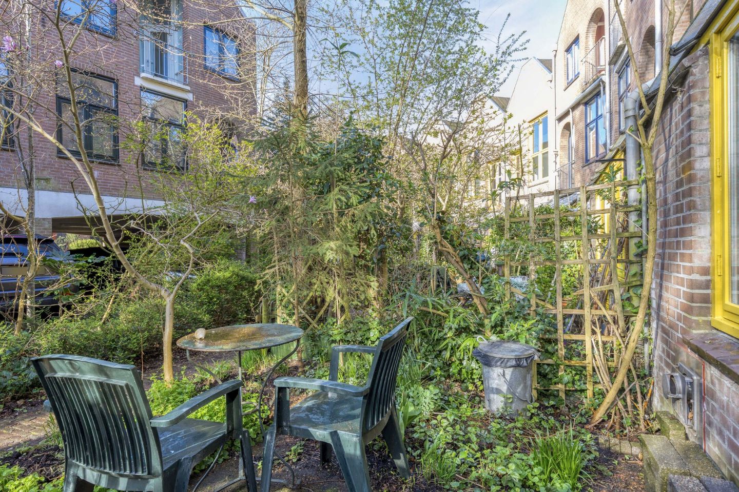 Ground floor apartment with south-facing garden by the historic city wall in Zwolle — 14
