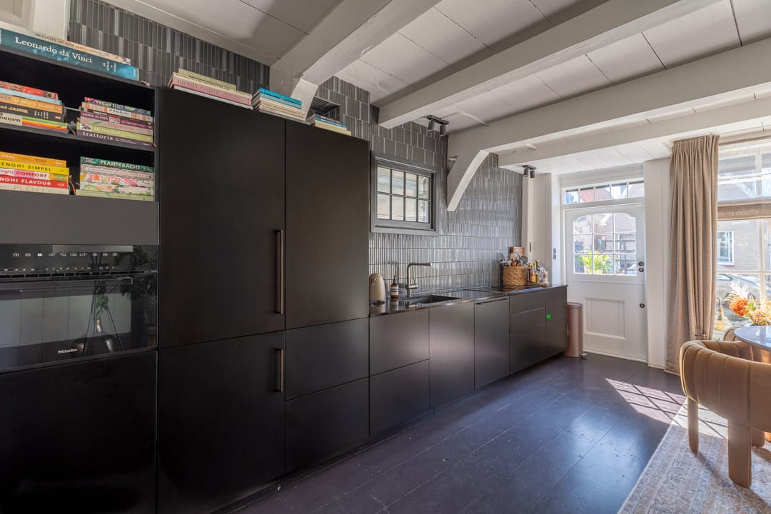 Foto 7 van Rechtestraat 25