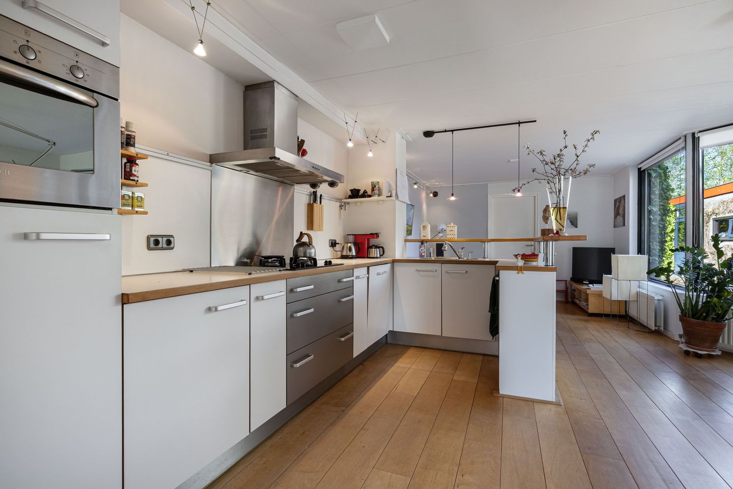 Foto 14 van Hazzeleger 11