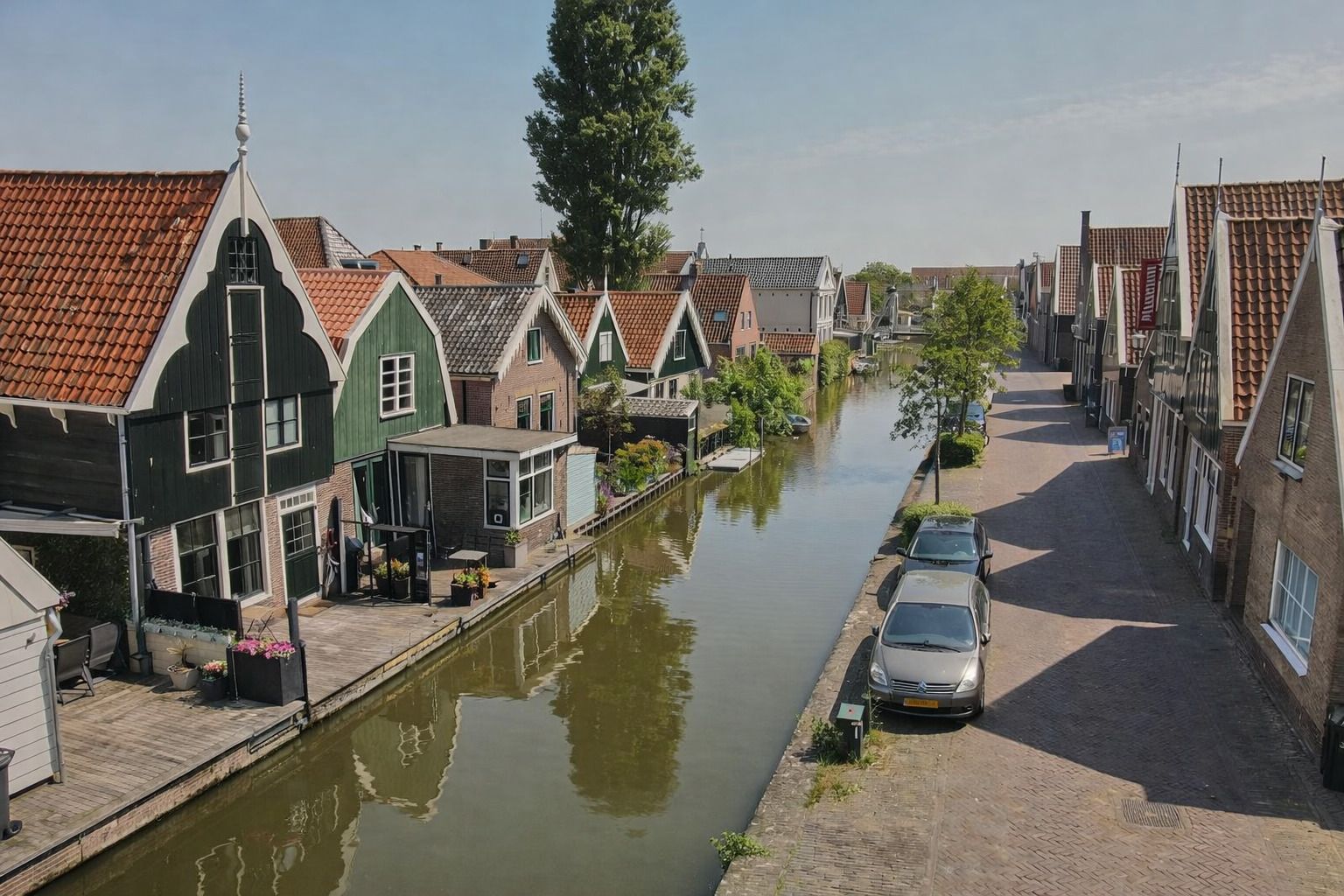 Renovated 1675 Monument Home with Private Dock in Historic De Rijp — 39
