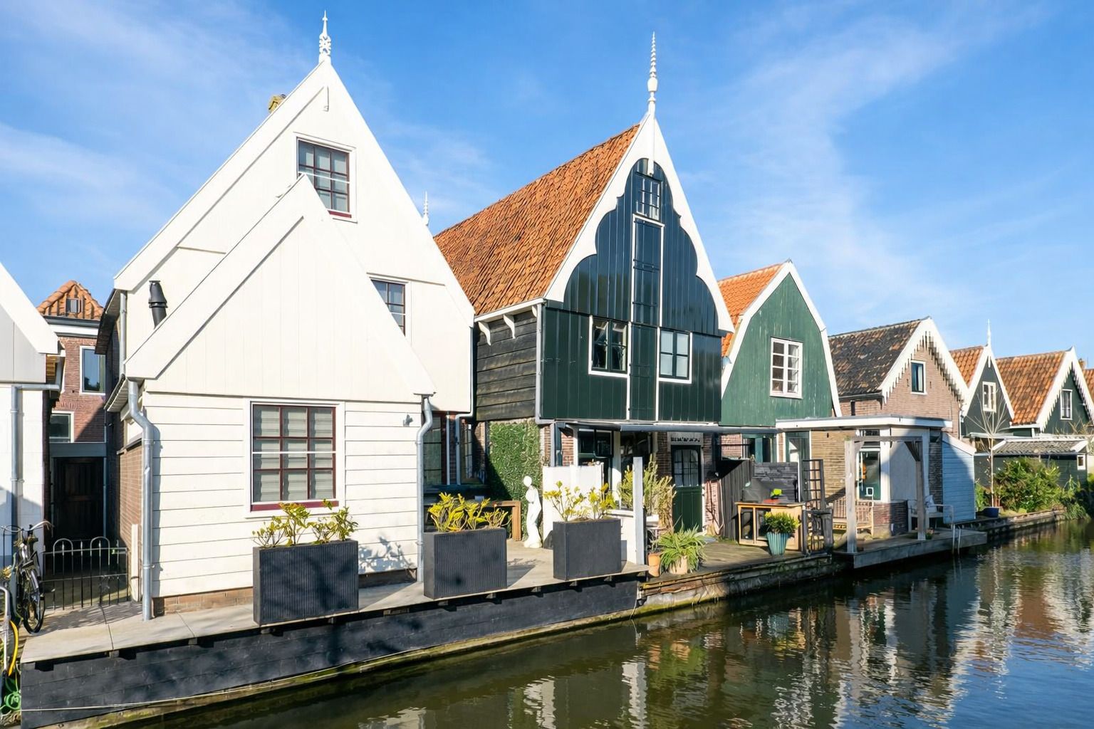 Renovated 1675 Monument Home with Private Dock in Historic De Rijp — 42
