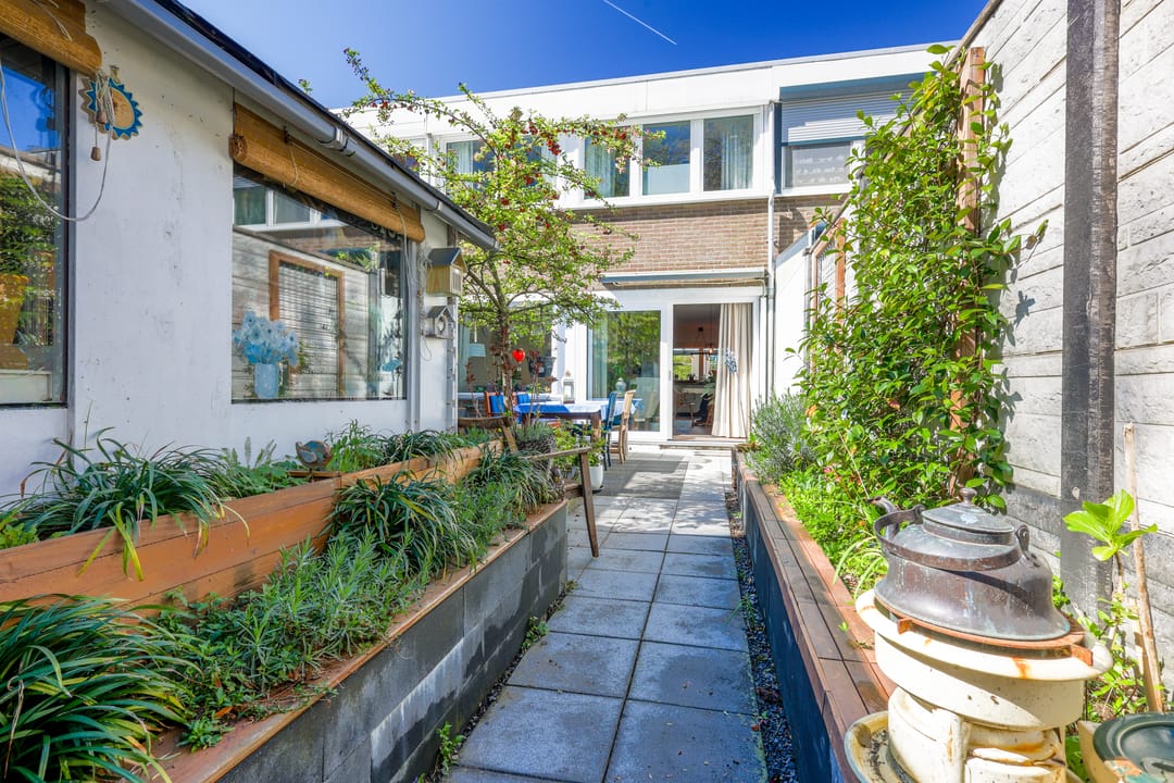 Photo 28 of De Thun 56