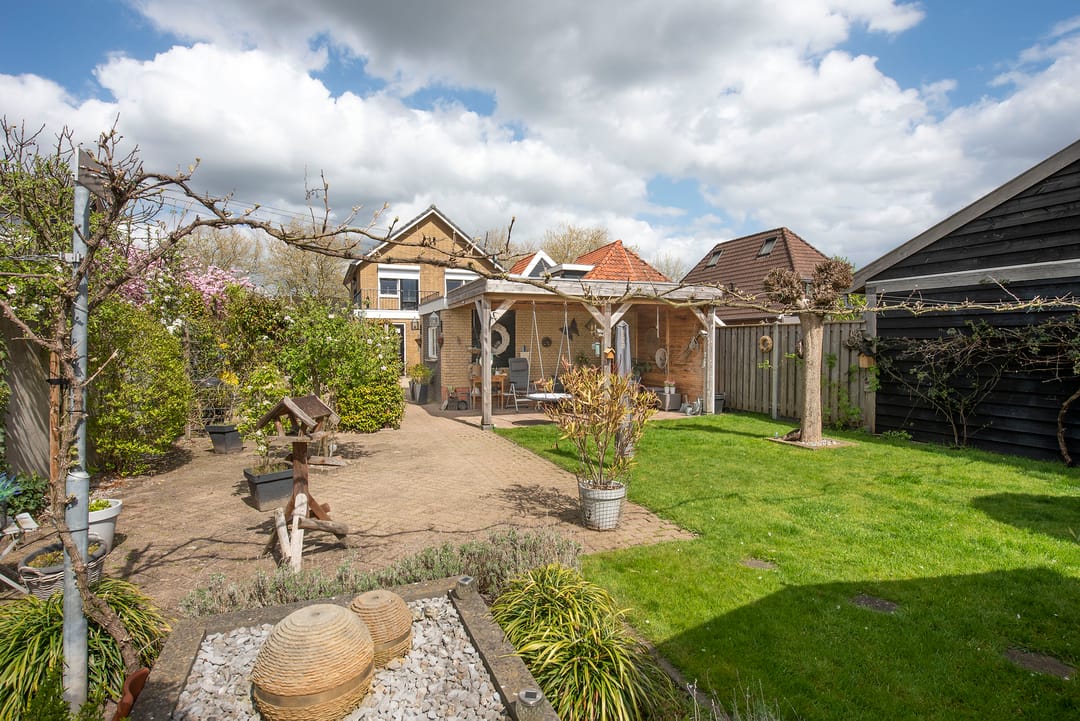 Photo 22 of Haarstraat 161