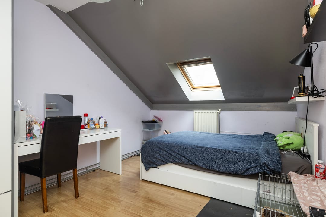 Spacious Townhouse with Five Bedrooms, Parking and Energy Label A — 17