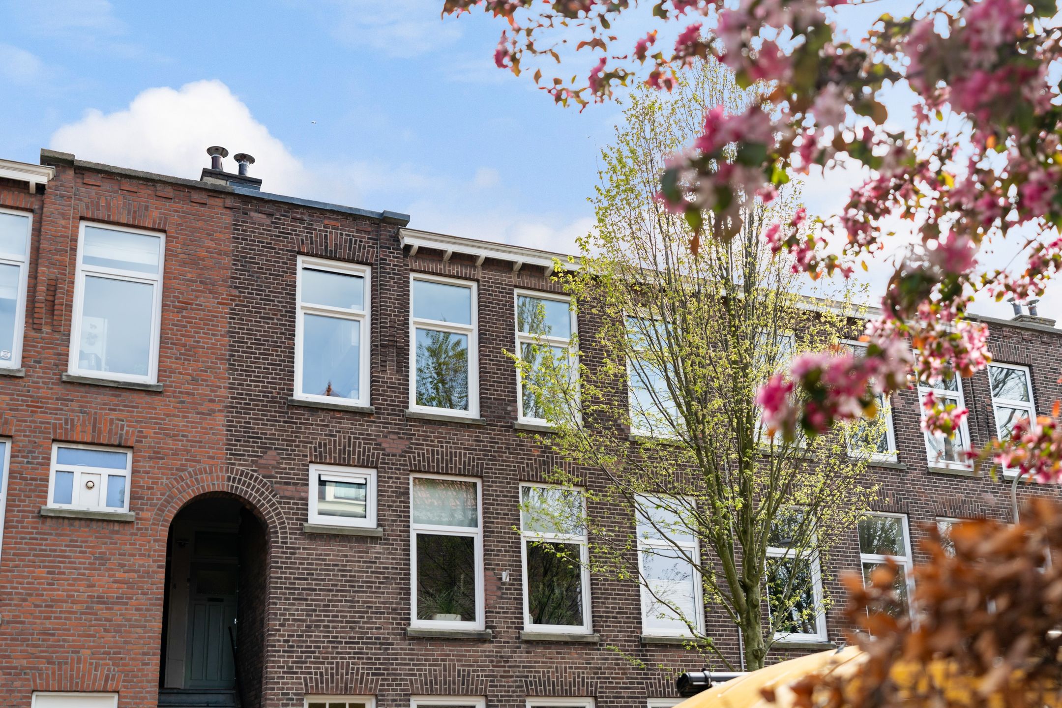 Photo 3 of Hulststraat 8