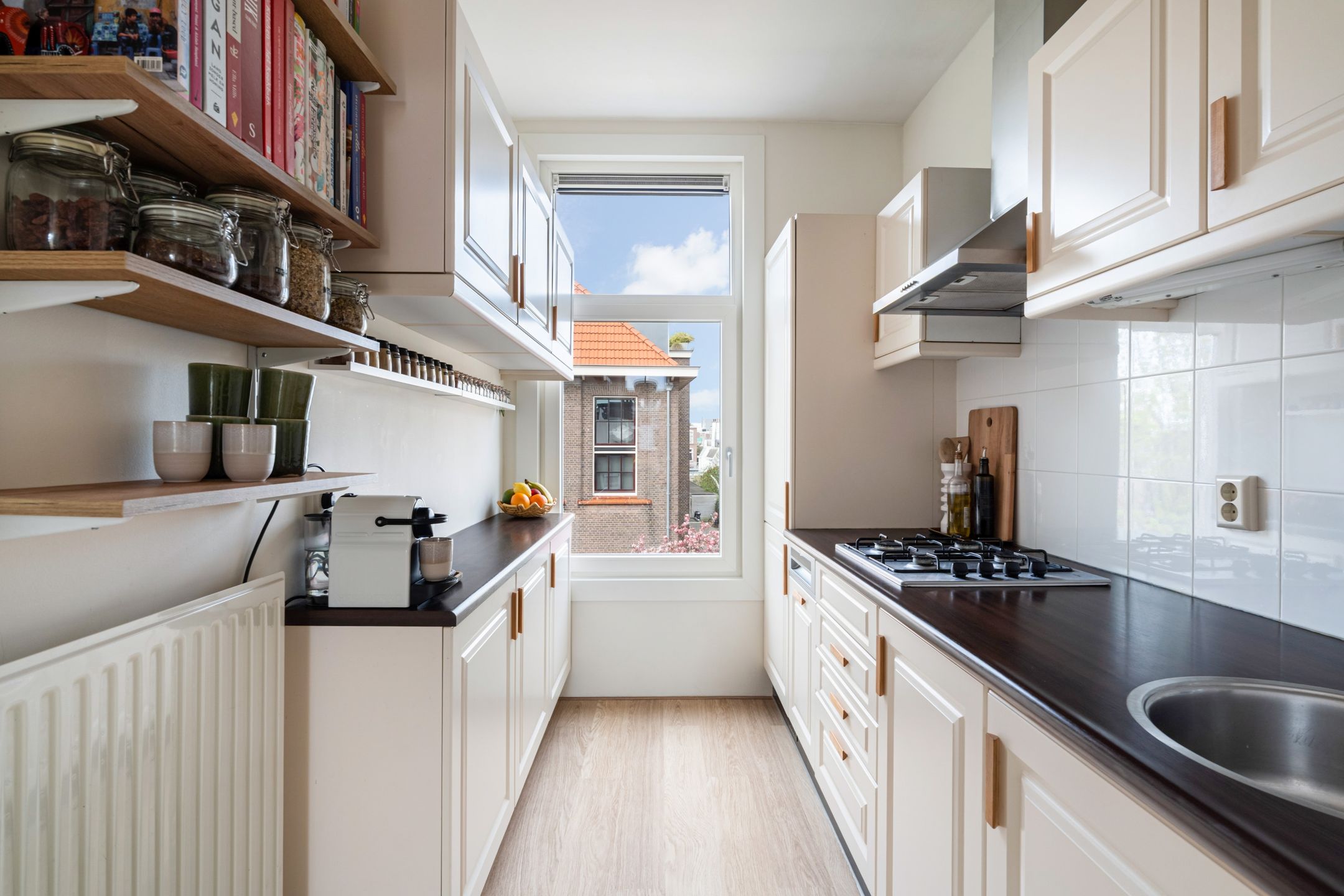 Photo 24 of Hulststraat 8