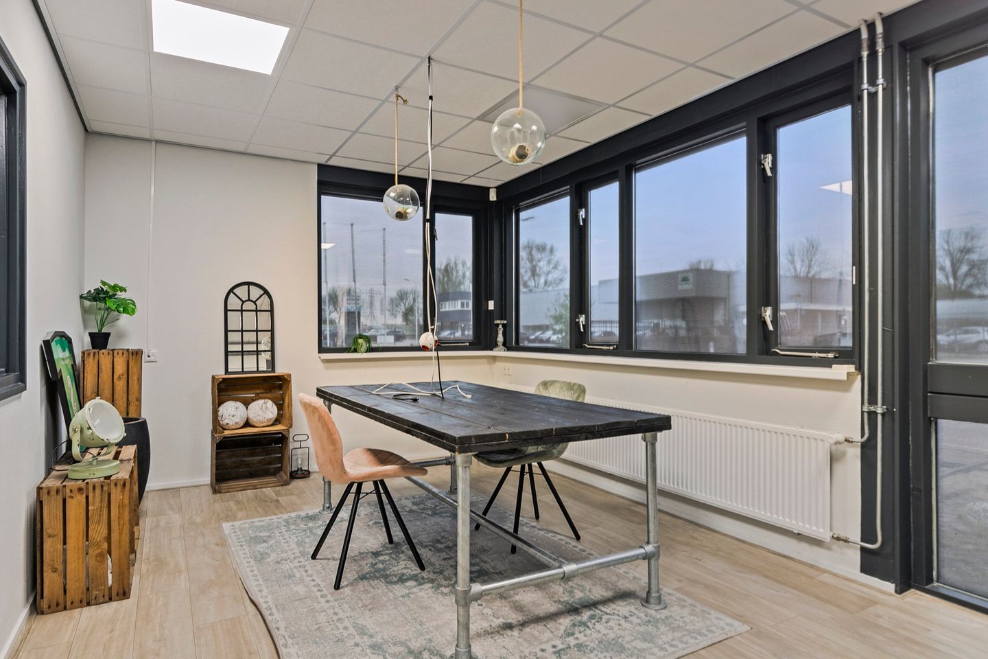 View photo 3 of Curieweg 4