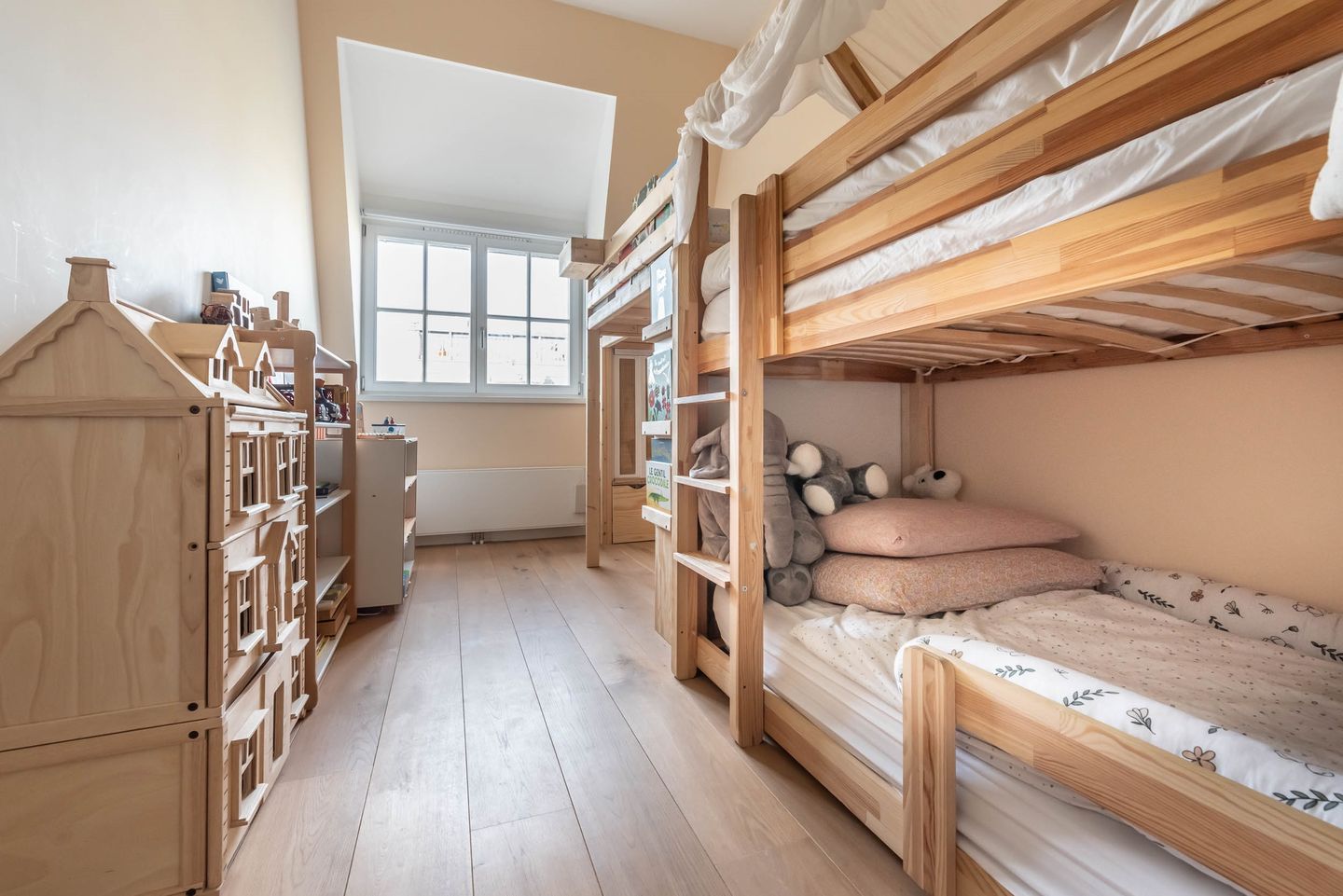 Foto 19 van Nicolaas Maesstraat 75-C