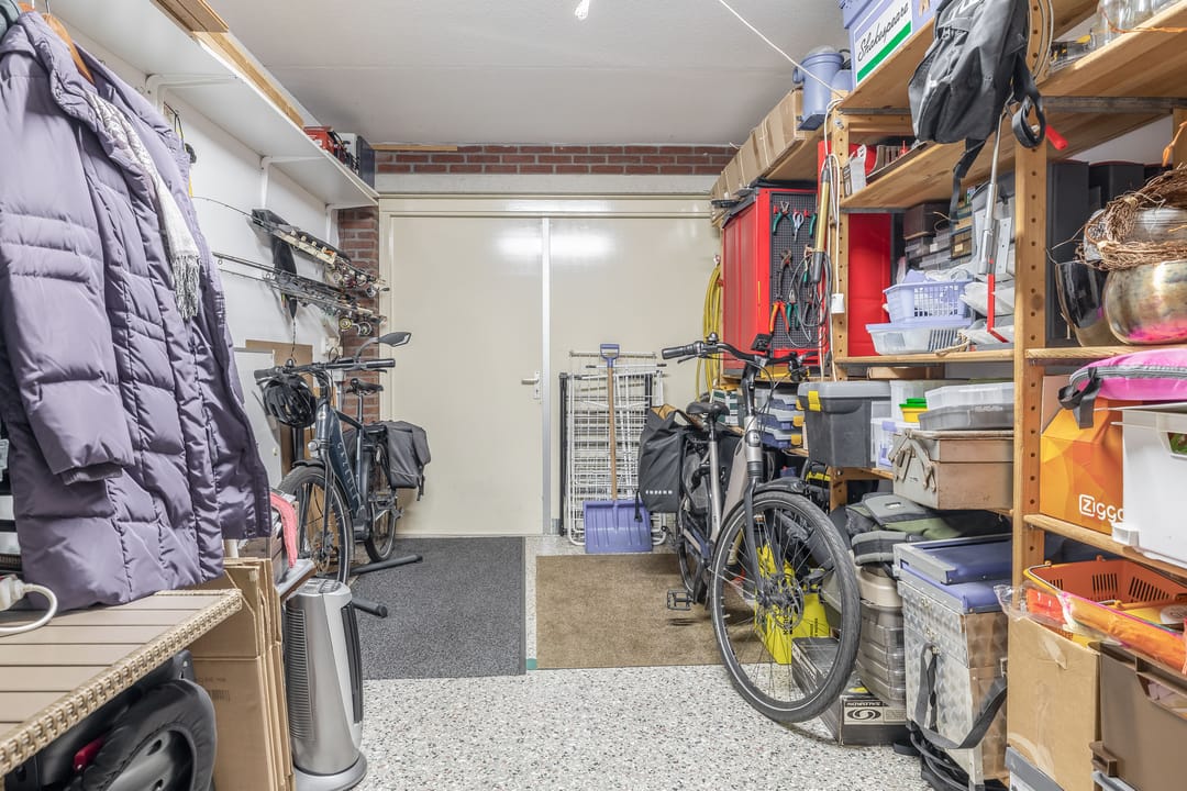 Detached Family Home with Garage in Julianadorp — 13