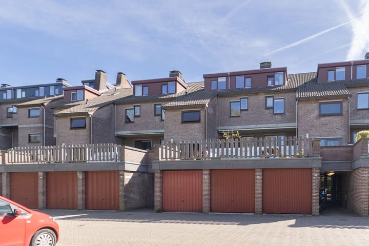 Photo 2 of Albert van Dalsumlaan 165