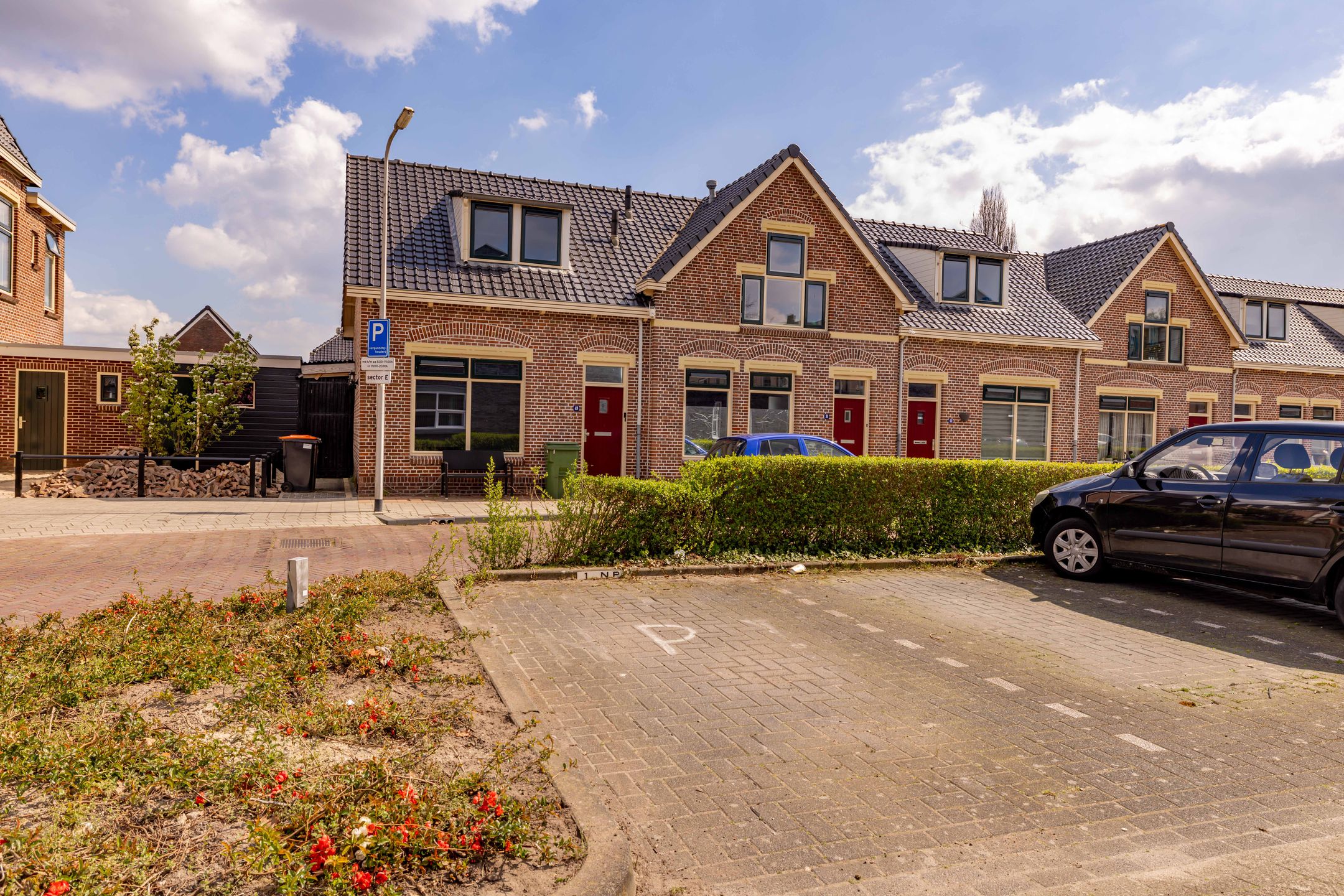 Photo 42 of Wilhelminastraat 136