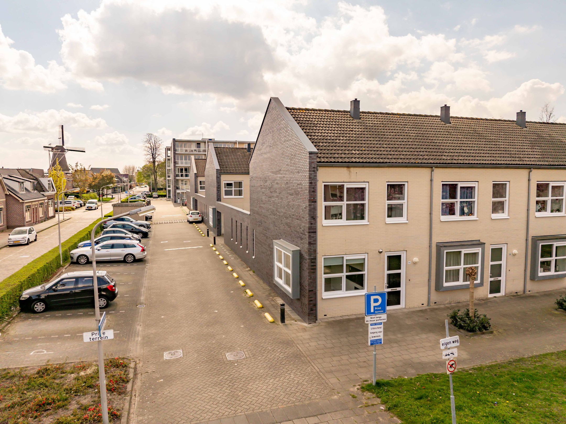 Photo 48 of Wilhelminastraat 136