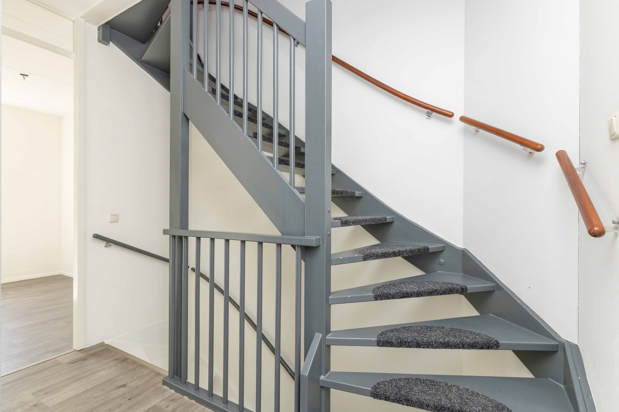 Photo 18 of Wilhelminastraat 136