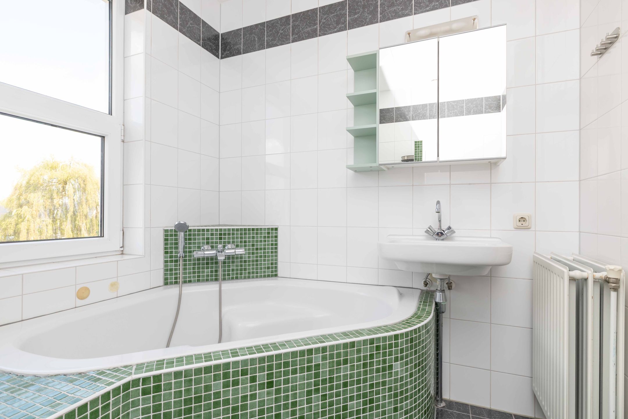 Photo 27 of Wilhelminastraat 136