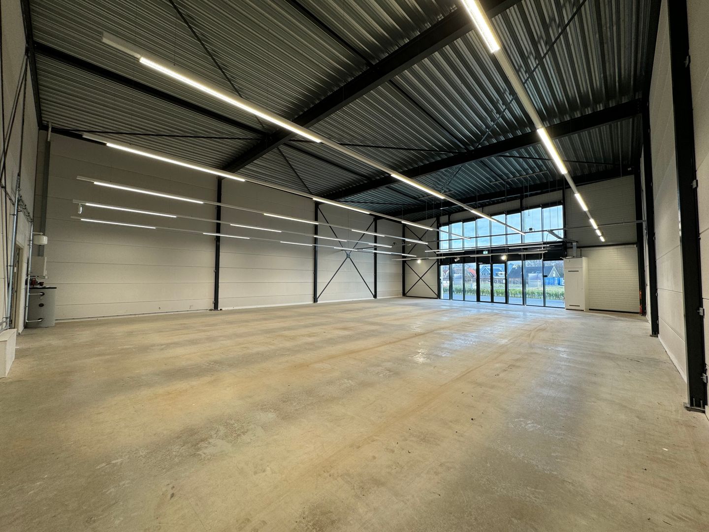 View photo 3 of Blankenstein 680-A