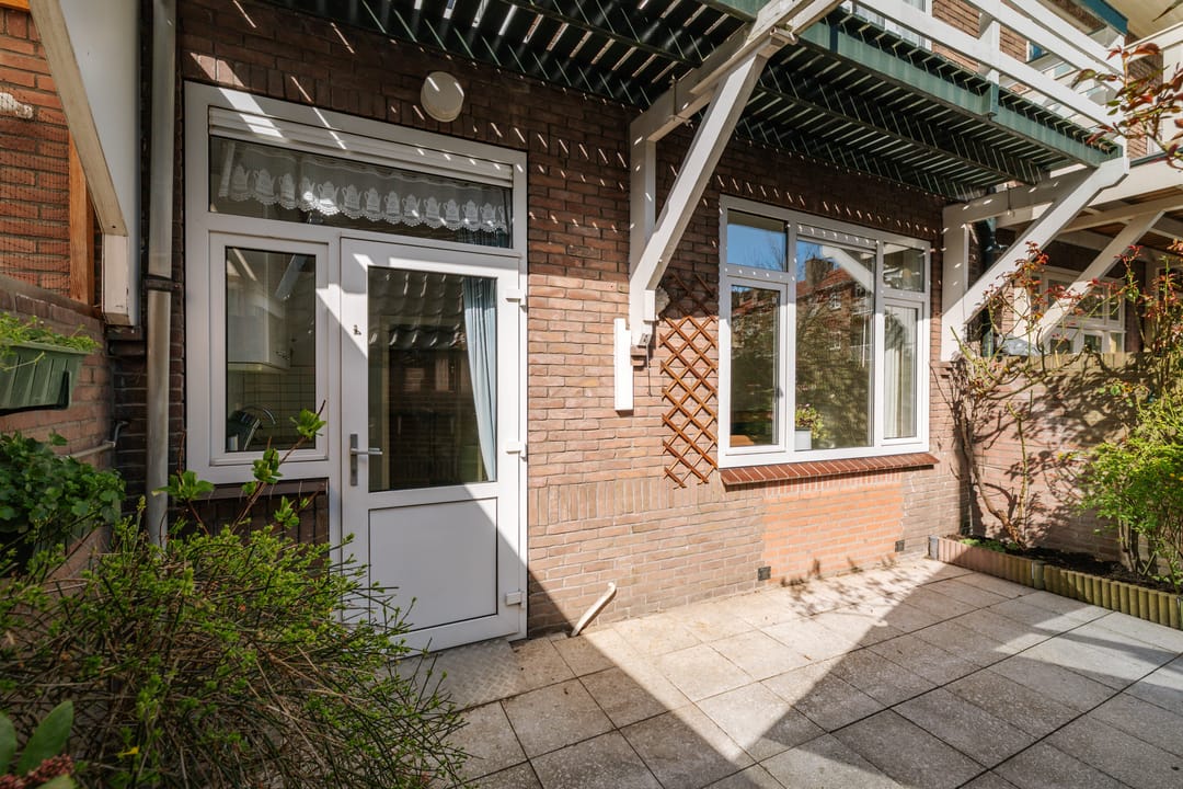 Photo 13 of Smyrnastraat 174