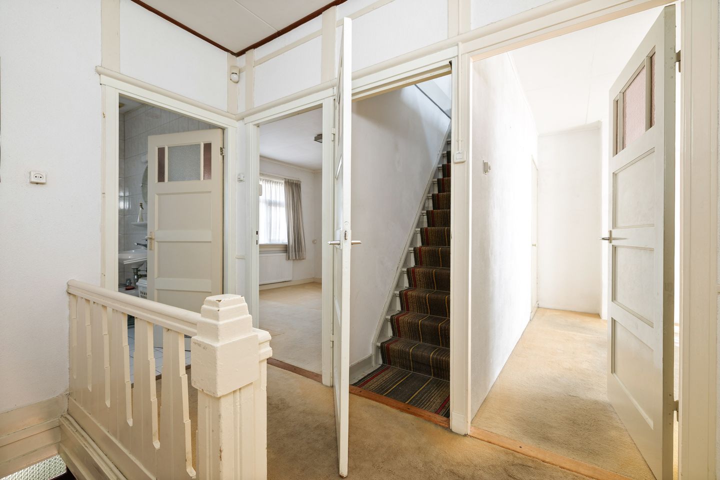 Photo 14 of Smyrnastraat 174