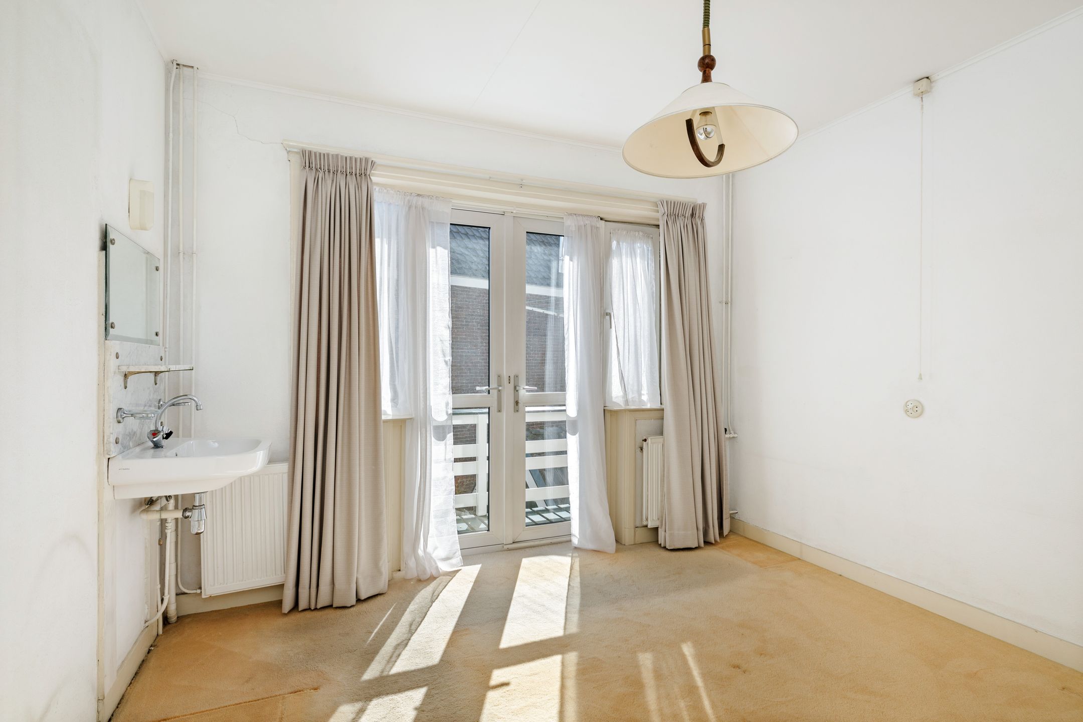 Photo 15 of Smyrnastraat 174