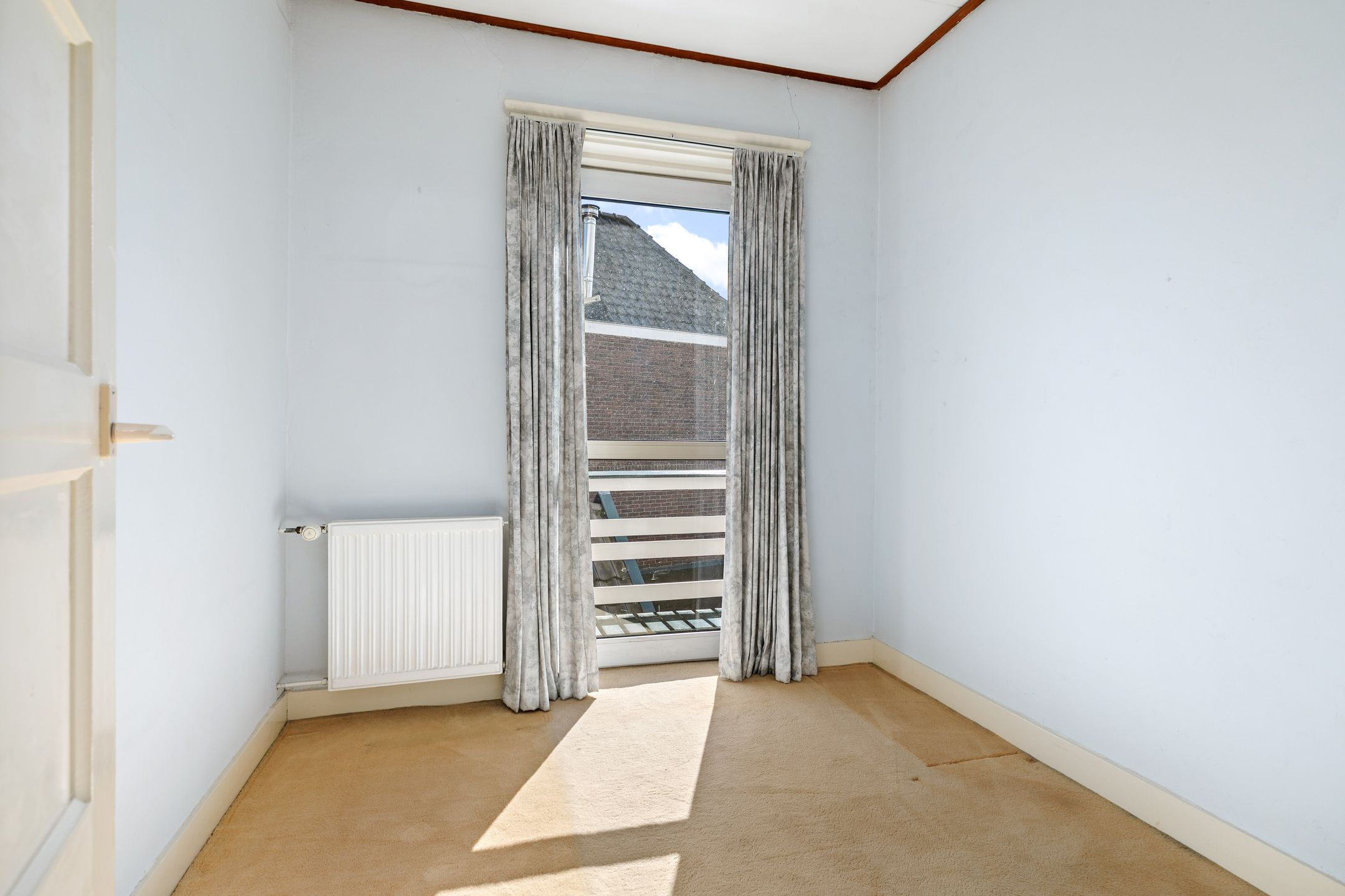 Photo 18 of Smyrnastraat 174