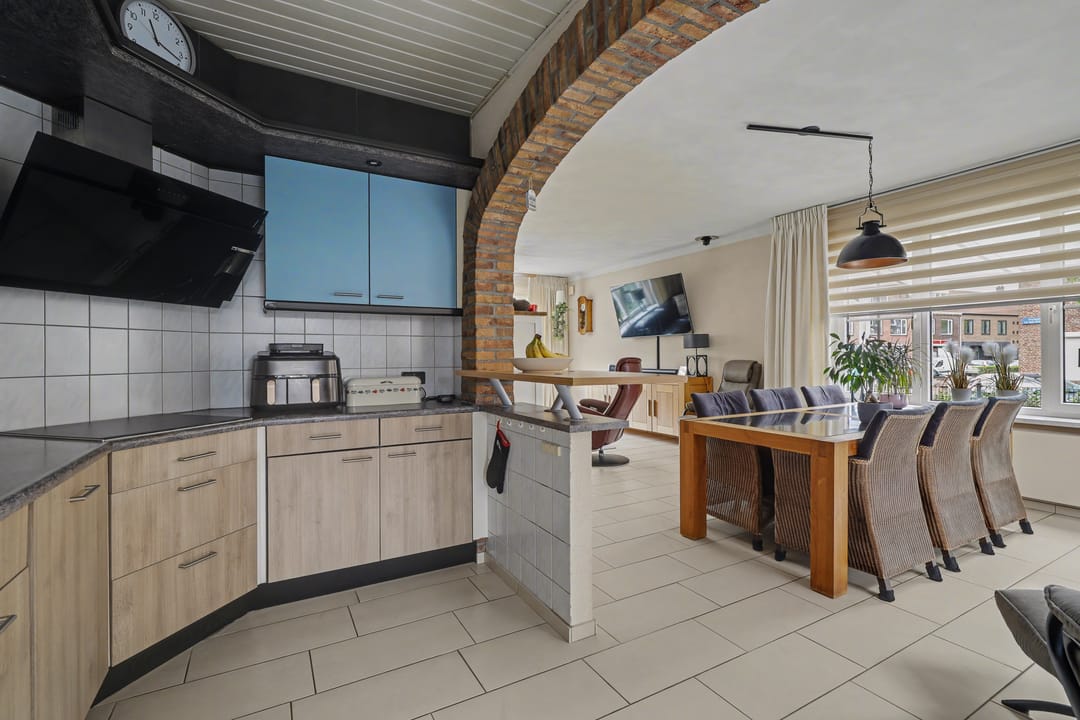 Foto 8 van Alberdingk Thijmstraat 28