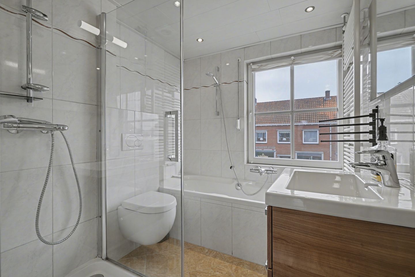 Foto 20 van Alberdingk Thijmstraat 28