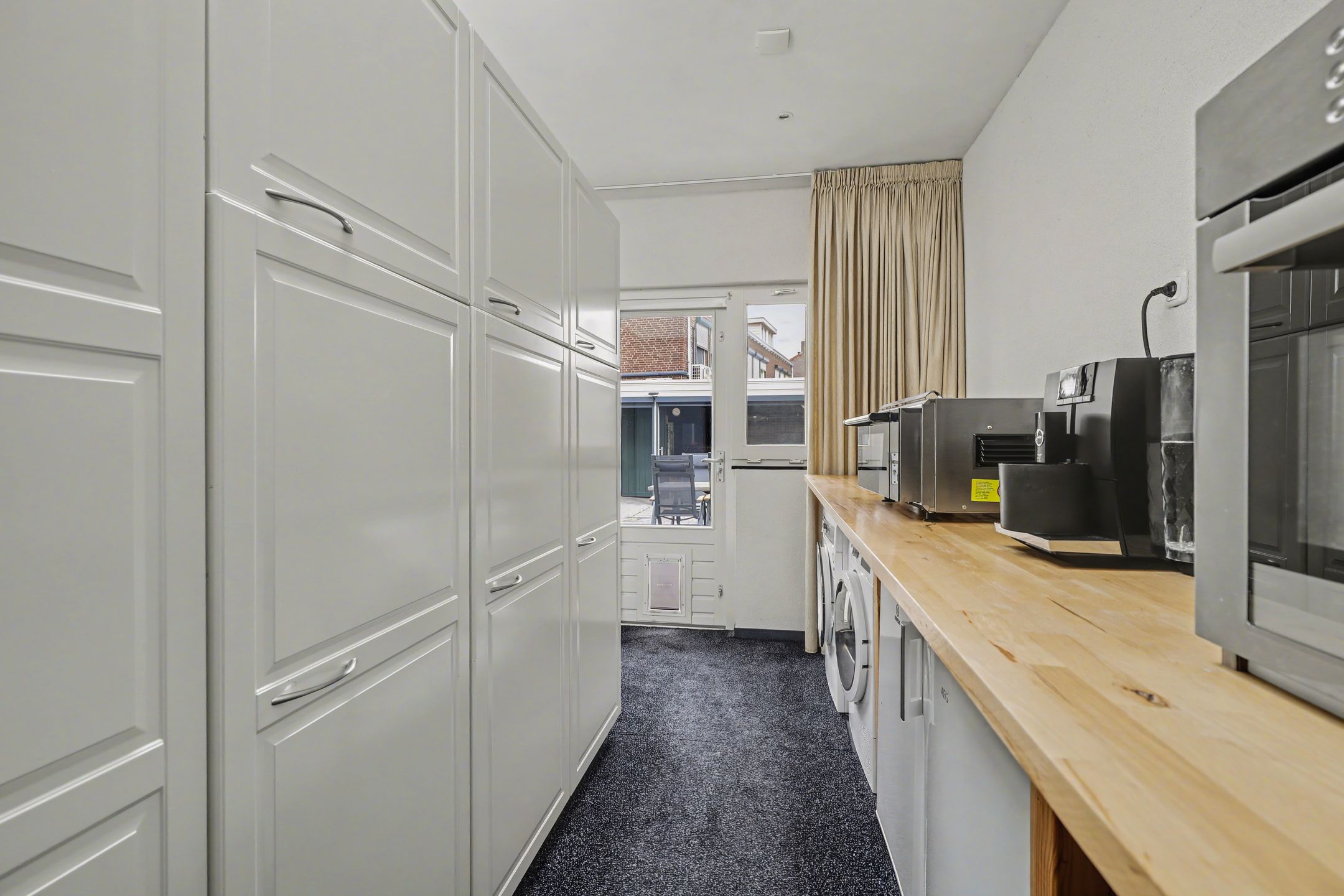 Foto 12 van Alberdingk Thijmstraat 28