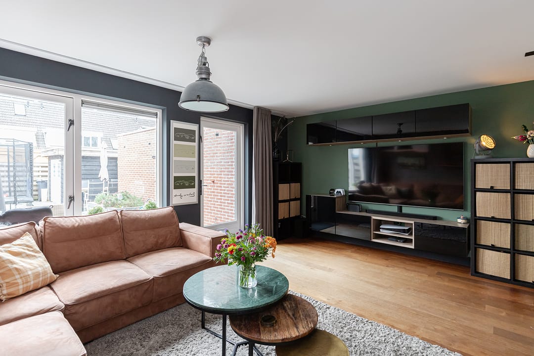 Photo 2 of Hopper 31