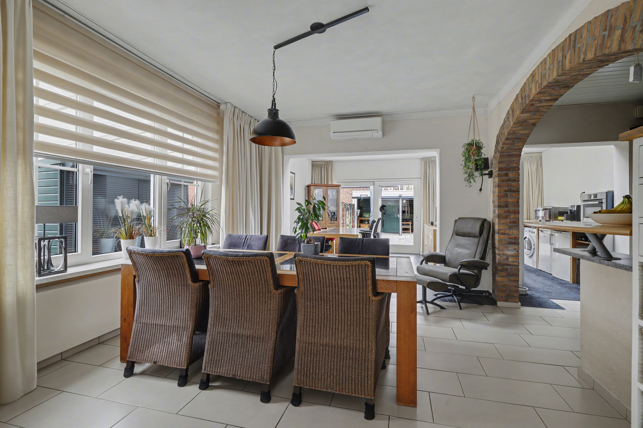 Foto 6 van Alberdingk Thijmstraat 28