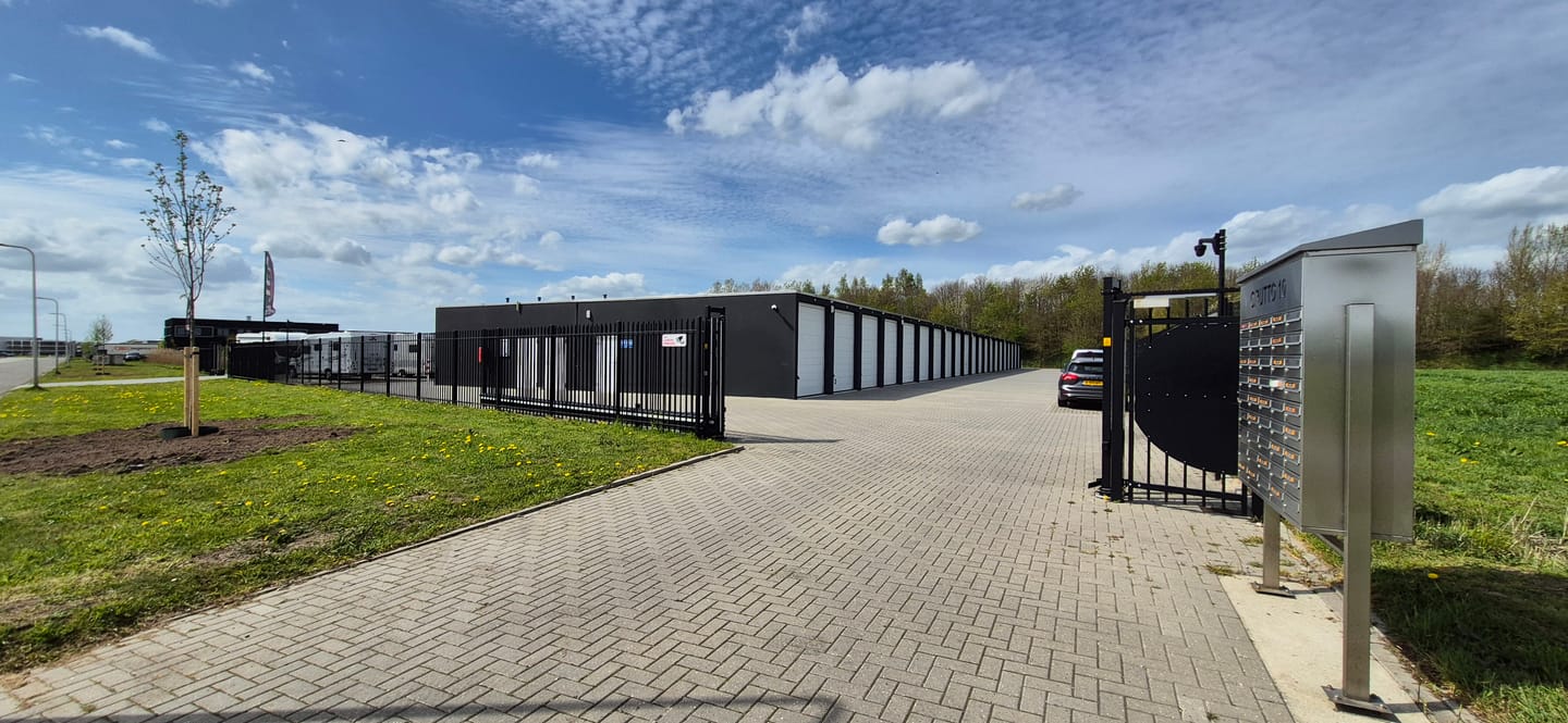 View photo 1 of Grutto 10-U15