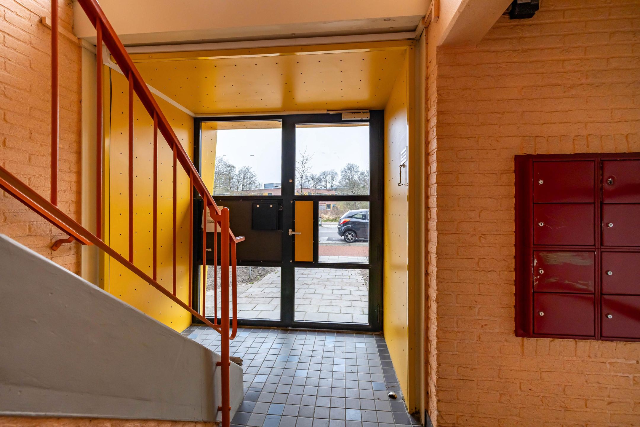 Photo 3 of Vondellaan 110