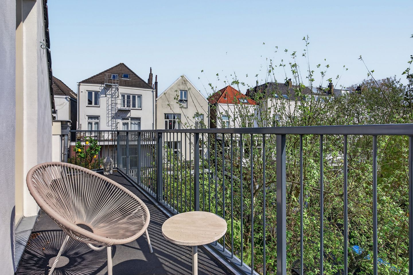 Foto 10 van Dijkstraat 14-2