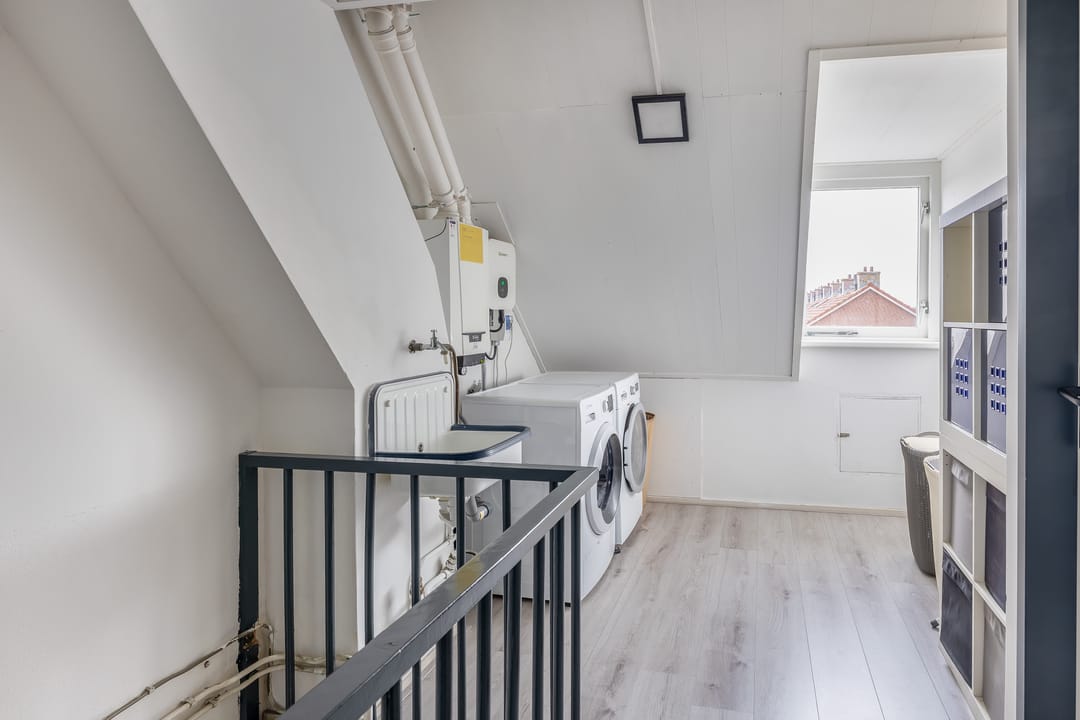 Foto 23 van Leliestraat 28