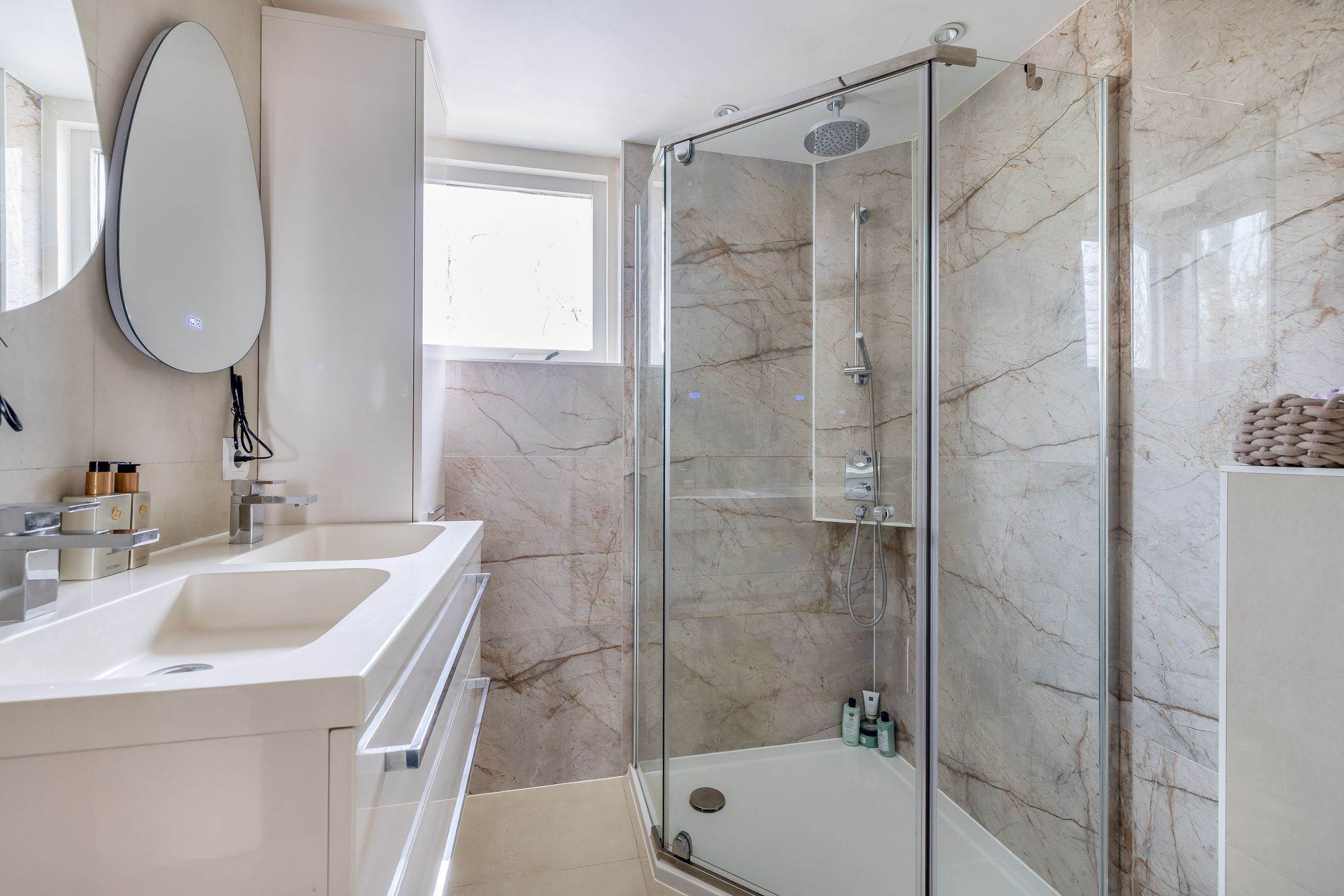 Foto 18 van Leliestraat 28